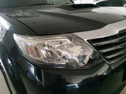 Jual mobil Toyota Fortuner 2.5 G AT 2013 terawat di Jawa Barat  2