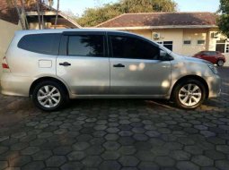 Jawa Tengah, Nissan Grand Livina SV 2015 kondisi terawat 8