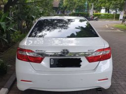 Jual cepat Toyota Camry V 2000 di Jawa Barat 3