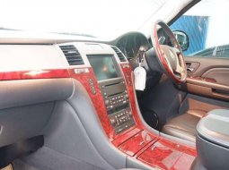 Dijual mobil bekas Cadillac Escalade , Jawa Timur  2