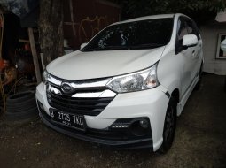 Jual Mobil Bekas Daihatsu Xenia R 2016 di Bekasi 5