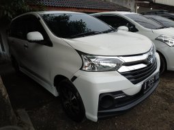 Jual Mobil Bekas Daihatsu Xenia R 2016 di Bekasi 4