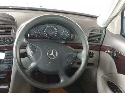 Dijual mobil bekas Mercedes-Benz E-Class E 200, DKI Jakarta  7