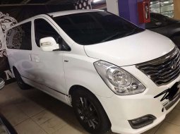 Mobil Hyundai H-1 2014 Royale terbaik di DKI Jakarta 3
