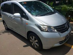 Jawa Barat, jual mobil Honda Freed E 2009 dengan harga terjangkau 5