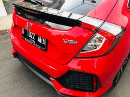 Jawa Barat, Honda Civic 2018 kondisi terawat 9
