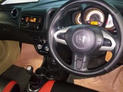 Jual cepat Honda Brio Satya E 2015 di Jawa Timur 4