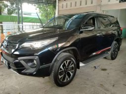 Jual mobil Toyota Fortuner VRZ 2019 bekas, Riau 3