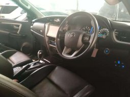 Jual mobil Toyota Fortuner VRZ 2019 bekas, Riau 2