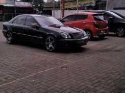 Dijual mobil bekas Mercedes-Benz C-Class C 240, Banten  2