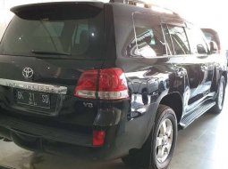 Dijual mobil bekas Toyota Land Cruiser 4.5 V8 Diesel, Sumatra Utara  3