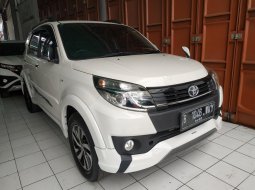 Jual Mobil Toyota Rush TRD Sportivo MT 2015 di Bekasi 5