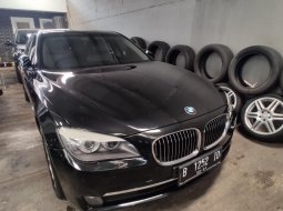 Jual Cepat Mobil BMW 7 Series 730 Li 2010 di DKI Jakarta 11