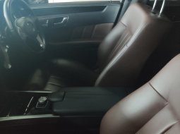 Dijual Mobil Mercedes-Benz E-Class E250 2014 di DKI Jakarta 1