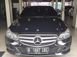 Dijual Mobil Mercedes-Benz E-Class E250 2014 di DKI Jakarta 9