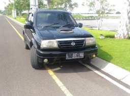 Jawa Timur, dijual mobil Suzuki Escudo 2.0i Manual 2001 bekas  6