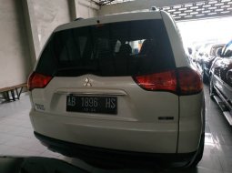 Jual mobil Mitsubishi Pajero Sport Exceed 2012 terawat di DIY Yogyakarta 2