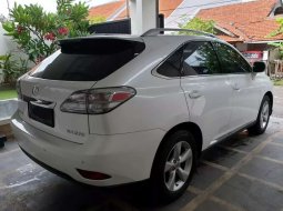 Jual cepat Lexus RX 270 2011 di Jawa Timur 9