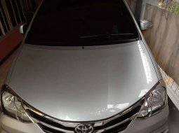 Dijual mobil bekas Toyota Etios Valco TOM"S Edition, Jawa Barat  16