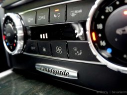 Jual cepat Mercedes-Benz C-Class C200 2012 di DKI Jakarta 17