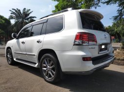 Mobil Lexus LX 570 AT 2012 dijual, DKI Jakarta 6