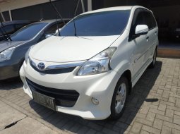 Mobil Toyota Avanza Veloz AT 2014 dijual, Jawa Barat  8