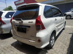 Mobil Toyota Avanza Veloz AT 2014 dijual, Jawa Barat  1