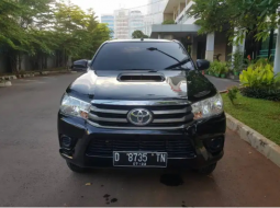 Jual mobil Toyota Hilux 2.5 E Diesel Manua 2017 di Kalimantan Timur 8