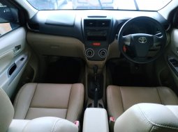 Jual mobil Toyota Avanza G AT 2015 terawat di Jawa Barat  4