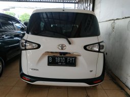 Jual mobil Toyota Sienta V AT 2016 terbaik di Jawa Barat  8