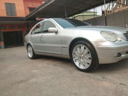 Dijual mobil bekas Mercedes-Benz C-Class C 180, DKI Jakarta  4