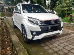 Bali, jual mobil Toyota Rush TRD Sportivo 2016 dengan harga terjangkau 2