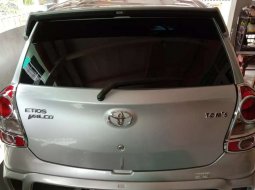 Dijual mobil bekas Toyota Etios Valco TOM"S Edition, Jawa Barat  5
