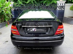 Jual cepat Mercedes-Benz C-Class C200 2012 di DKI Jakarta 7
