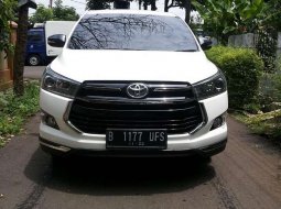 Jual cepat Toyota Venturer 2017 di DKI Jakarta 4