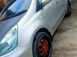 Dijual mobil bekas Nissan Grand Livina , Jawa Timur  6