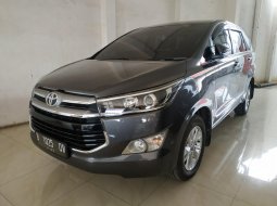 Jual mobil Toyota Kijang Innova 2.0 V AT 2018 murah di Jawa Barat  8