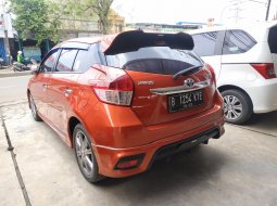Jual mobil Toyota Yaris TRD Sportivo AT 2015 bekas di Jawa Barat  8