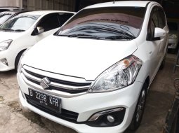Dijual mobil Suzuki Ertiga GX MT 2017 harga terjangkau di Jawa Barat 8