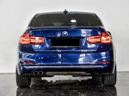 Mobil BMW 3 Series 320i 2018 dijual, DKI Jakarta 6