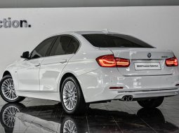 DKI Jakarta, Mobil bekas BMW 3 Series 320i Luxury 2018 terbaik  5