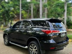 Mobil Toyota Fortuner 2016 VRZ terbaik di DIY Yogyakarta 5