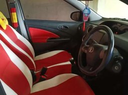 Dijual mobil bekas Toyota Etios Valco G, Jawa Barat  10