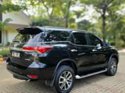 Mobil Toyota Fortuner 2016 VRZ terbaik di DIY Yogyakarta 4