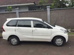 Dijual mobil bekas Daihatsu Xenia X DELUXE, Jawa Barat  4