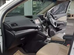 Honda CR-V 2015 Bali dijual dengan harga termurah 8