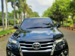 Mobil Toyota Fortuner 2016 VRZ terbaik di DIY Yogyakarta 3