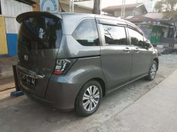 Dijual mobil bekas Honda Freed PSD, Kalimantan Timur  4