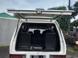 Mobil Mitsubishi L300 2004 terbaik di DKI Jakarta 8