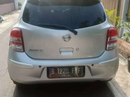 Nissan March 2011 Jawa Tengah dijual dengan harga termurah 4